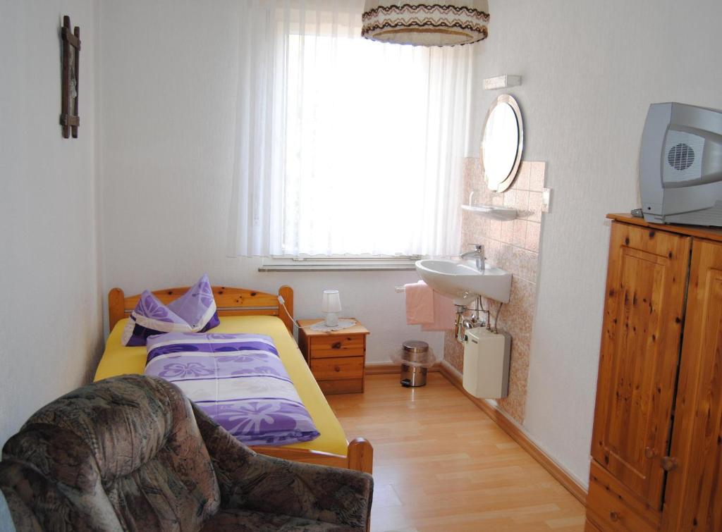 Alt Weeze Quarto foto