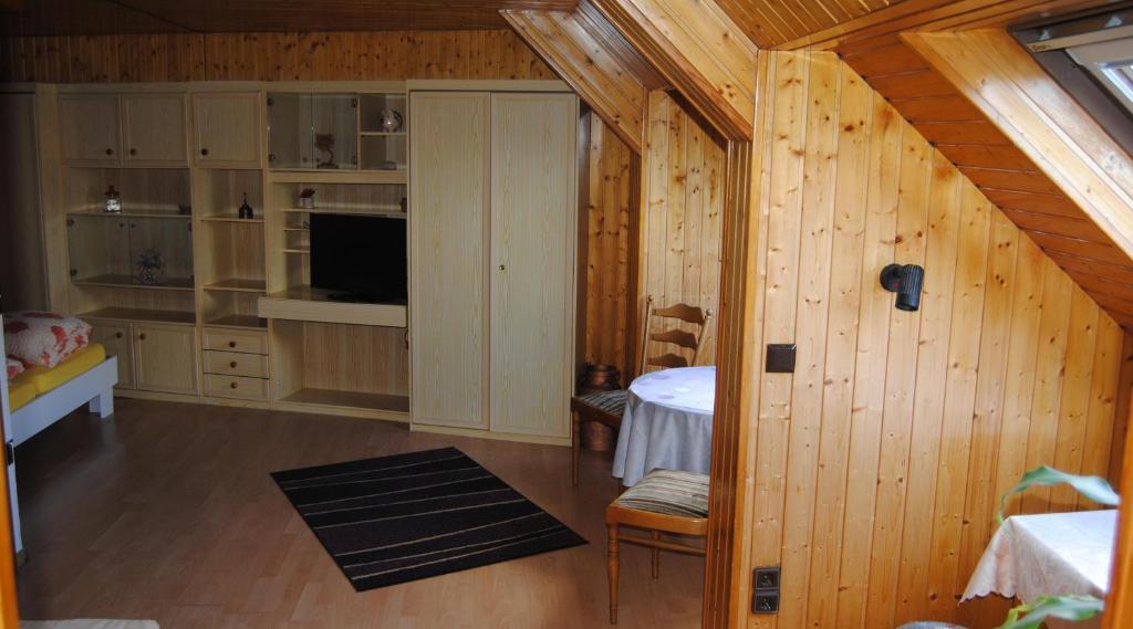 Alt Weeze Quarto foto